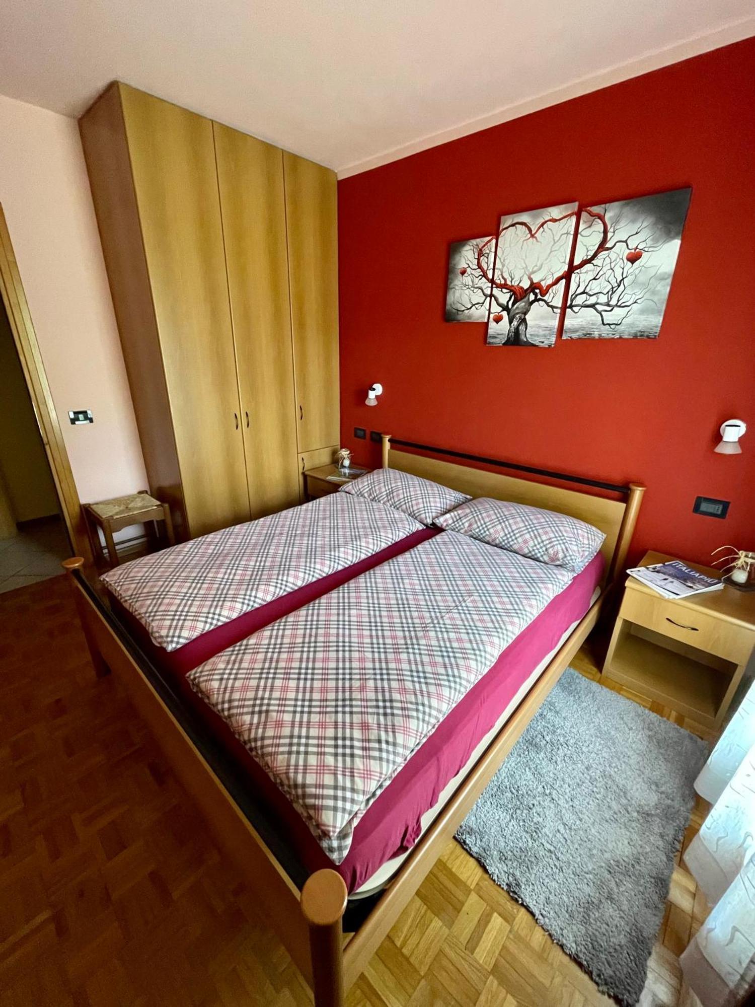 Casa Federica Appartement Isolaccia Buitenkant foto